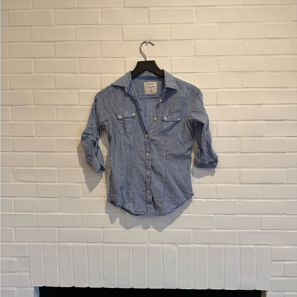 American Eagle Outfitters Blue and White Striped Shirt